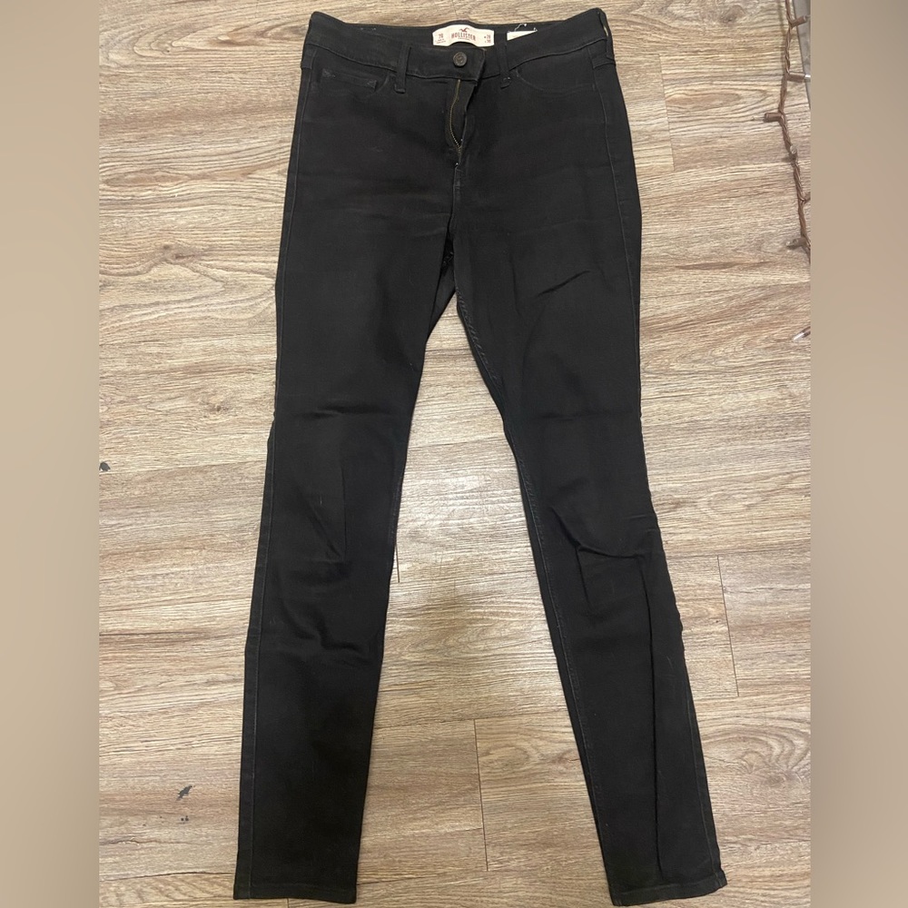 Hollister High Rise Super Skinny Black Jeans
